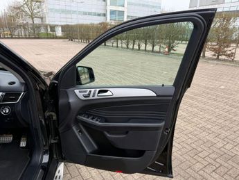 Mercedes-Benz M Class 2.1 ML250 BlueTEC AMG Line SUV 5dr Diesel G-Tronic 4WD Euro 6 (s