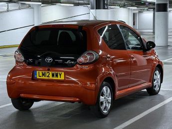 Toyota Aygo 1.0 VVT-i Fire Hatchback 5dr Petrol MultiMode Euro 5 (a/c) (67 p