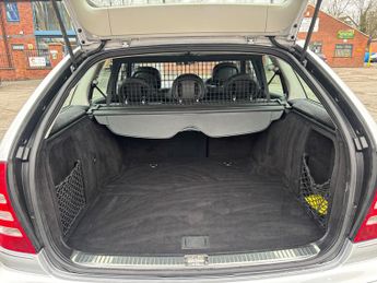 Mercedes-Benz C Class 2.5 C230 Sport Edition Estate 5dr Petrol 7G-Tronic (226 g/km, 20