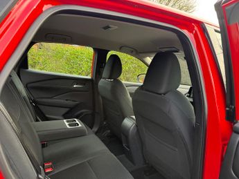 Nissan Qashqai 1.3 DIG-T MHEV Acenta Premium SUV 5dr Petrol Hybrid XTRON Euro 6