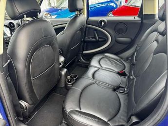 Mini Countryman 2.0 Cooper D SUV 5dr Diesel Auto Euro 5 (112 ps)