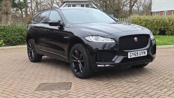 Jaguar F-Pace 2.0 D180 Chequered Flag Auto AWD Euro 6 (s/s) 5dr