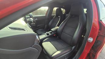 Mercedes-Benz GLA 2.1 GLA220d AMG Line (Premium Plus) SUV 5dr Diesel 7G-DCT 4MATIC