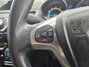 Ford Fiesta 1.0T EcoBoost Titanium Hatchback 5dr Petrol Manual Euro 5 (s/s) 