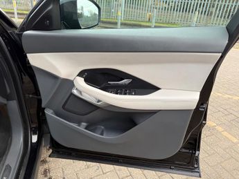 Jaguar E-Pace 2.0 D180 S SUV 5dr Diesel Auto AWD Euro 6 (s/s) (180 ps)