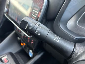 Nissan LEAF 40kWh Tekna Hatchback Electric Auto (150 ps) 5dr