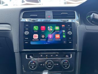 Volkswagen e-Golf 35.8kWh e-Golf Hatchback Electric Auto (136 ps) 5dr