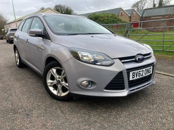 Ford Focus 1.6 Zetec Estate 5dr Petrol Powershift Euro 5 (125 ps)