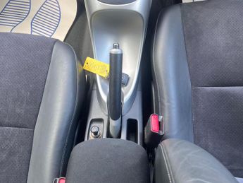 Toyota Auris 1.8 VVT-h T Spirit CVT Euro 5 (s/s) 5dr