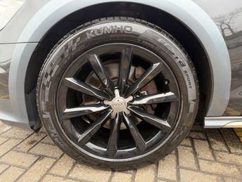 Audi A6 Allroad 3.0 TDI V6 Estate 5dr Diesel S Tronic quattro Euro 6 (s/s) (272 