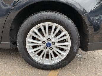 Ford Galaxy 2.0 TDCi Zetec MPV 5dr Diesel Powershift Euro 6 (s/s) (150 ps)