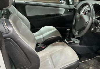 Peugeot 207 CC 1.6 HDi Roland Garros Convertible 2dr Diesel Manual Euro 5 (112 