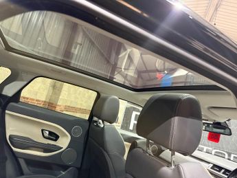 Land Rover Range Rover Evoque 2.2 SD4 Dynamic SUV 5dr Diesel Auto 4WD Euro 5 (s/s) (190 ps)