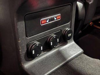 Jaguar F-Pace 2.0 D180 R-Sport SUV 5dr Diesel Auto AWD Euro 6 (s/s) (180 ps)