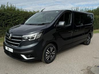 Renault Trafic 2.0 dCi Blue LL30 Extra Sport Crew Van Double Cab EDC L2 H1 Euro
