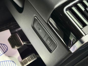 Land Rover Range Rover Sport 5.0 P575 V8 GPF SVR SUV 5dr Petrol Auto 4WD Euro 6 (s/s) (575 ps