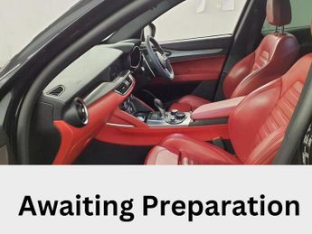 Alfa Romeo Stelvio 2.2 TD Speciale SUV 5dr Diesel Auto Q4 AWD Euro 6 (s/s) (210 ps)