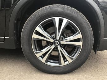 Nissan X-Trail 1.6 dCi N-Connecta SUV 5dr Diesel Manual Euro 6 (s/s) (130 ps)