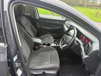 Volkswagen Golf 1.4 TSI 13kWh Style Hatchback 5dr Petrol Plug-in Hybrid DSG Euro