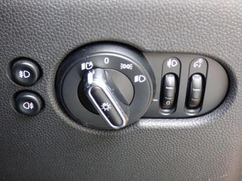 Mini Hatch 1.5 Cooper Auto Euro 6 (s/s) 3dr