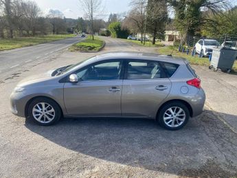 Toyota Auris 1.4 D-4D Icon Euro 5 (s/s) 5dr