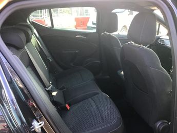 Vauxhall Astra 1.4i Turbo SRi Nav Hatchback 5dr Petrol Manual Euro 6 (150 ps)