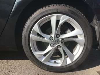 Vauxhall Astra 1.4i Turbo SRi Nav Hatchback 5dr Petrol Manual Euro 6 (150 ps)
