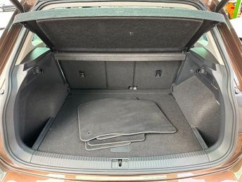 Volkswagen Tiguan 2.0 TDI BlueMotion Tech SEL DSG Euro 6 (s/s) 5dr 