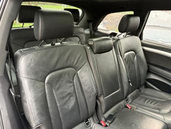Audi Q7 4.2 TDI V8 S line SUV 5dr Diesel Tiptronic quattro Euro 4 (340 p