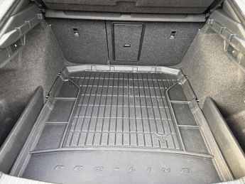 Skoda Octavia 2.0 TDI vRS Hatchback 5dr Diesel DSG 4WD Euro 6 (s/s) (200 ps)