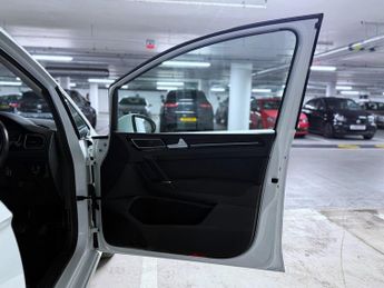 Volkswagen Golf SV 1.5 TSI EVO GPF GT MPV 5dr Petrol DSG Euro 6 (s/s) (150 ps)