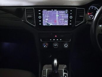 Volkswagen Golf SV 1.5 TSI EVO GPF GT MPV 5dr Petrol DSG Euro 6 (s/s) (150 ps)