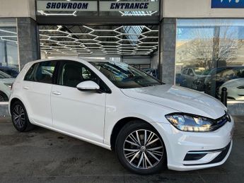 Volkswagen Golf 1.5 TSI EVO SE Nav Hatchback Petrol DSG Euro 6 (s/s) (130 ps) 5d