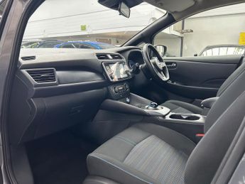 Nissan LEAF 39kWh Acenta Hatchback Electric Auto (150 ps) 5dr
