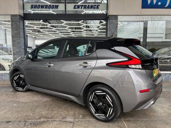 Nissan LEAF 39kWh Acenta Hatchback Electric Auto (150 ps) 5dr