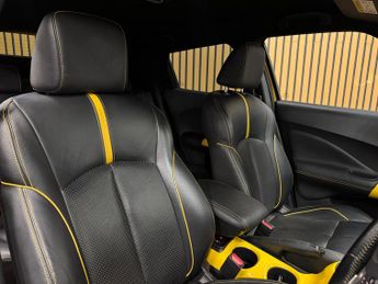 Nissan Juke 1.6 Tekna SUV 5dr Petrol XTRON - AUTOMATIC - 7 SERVICES -