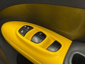 Nissan Juke 1.6 Tekna SUV 5dr Petrol XTRON - AUTOMATIC - 7 SERVICES -