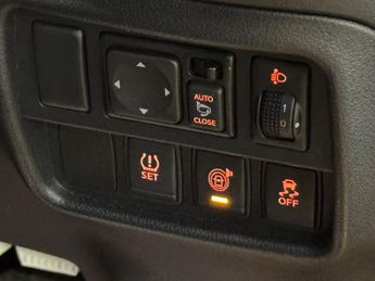 Nissan Juke 1.6 Tekna SUV 5dr Petrol XTRON - AUTOMATIC - 7 SERVICES -