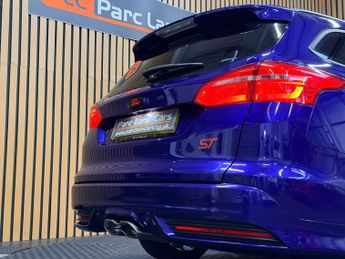 Ford Focus 2.0 TDCi ST-3 Estate 5dr Diesel Powershift - BEAUTIFUL CAR -