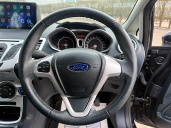 Ford Fiesta 1.4 Zetec Hatchback 5dr Petrol Automatic (154 g/km, 94 bhp)