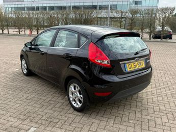 Ford Fiesta 1.4 Zetec Hatchback 5dr Petrol Automatic (154 g/km, 94 bhp)