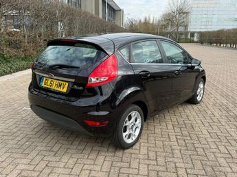 Ford Fiesta 1.4 Zetec Hatchback 5dr Petrol Automatic (154 g/km, 94 bhp)