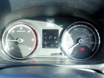 Fiat Fullback 2.4D LX Pickup Double Cab 4dr Diesel Auto 4WD Euro 6 (Euro 6) (1