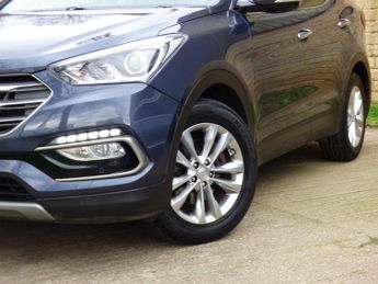 Hyundai Santa Fe 2.2 CRDi Blue Drive Premium Auto 4WD Euro 6 (s/s) 5dr (7 Seat)