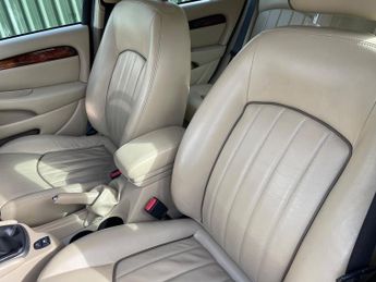 Jaguar X-type 2.2D Sovereign Estate 5dr Diesel Manual (164 g/km, 152 bhp)