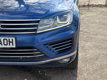 Volkswagen Touareg 3.0 TDI V6 BlueMotion Tech R-Line Plus Tiptronic 4WD Euro 6 (s/s