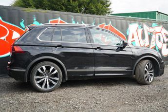 Volkswagen Tiguan 2.0 TSI R-Line SUV 5dr Petrol DSG 4Motion Euro 6 (s/s) (180 ps)