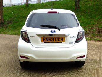 Toyota Yaris 1.5 VVT-h Icon Plus CVT Euro 5 5dr