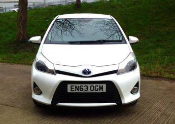 Toyota Yaris 1.5 VVT-h Icon Plus CVT Euro 5 5dr