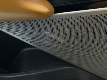 Land Rover Range Rover Velar 2.0 D180 R-Dynamic HSE SUV 5dr Diesel Auto 4WD Euro 6 (s/s) (180